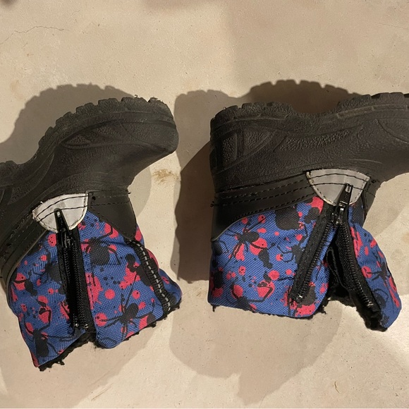 Toddler winter boots size 5 - Picture 3 of 3